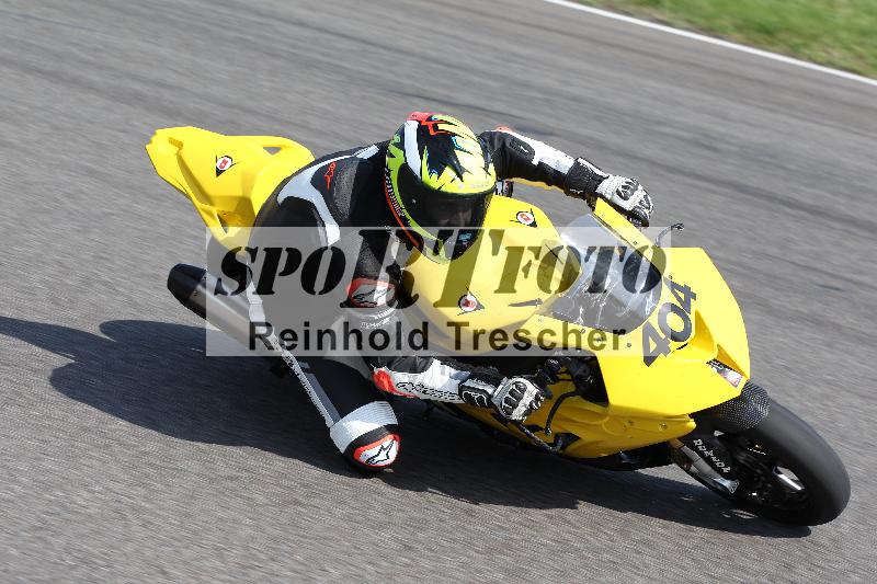 /Archiv-2022/06 15.04.2022 Speer Racing ADR/Gruppe rot/404